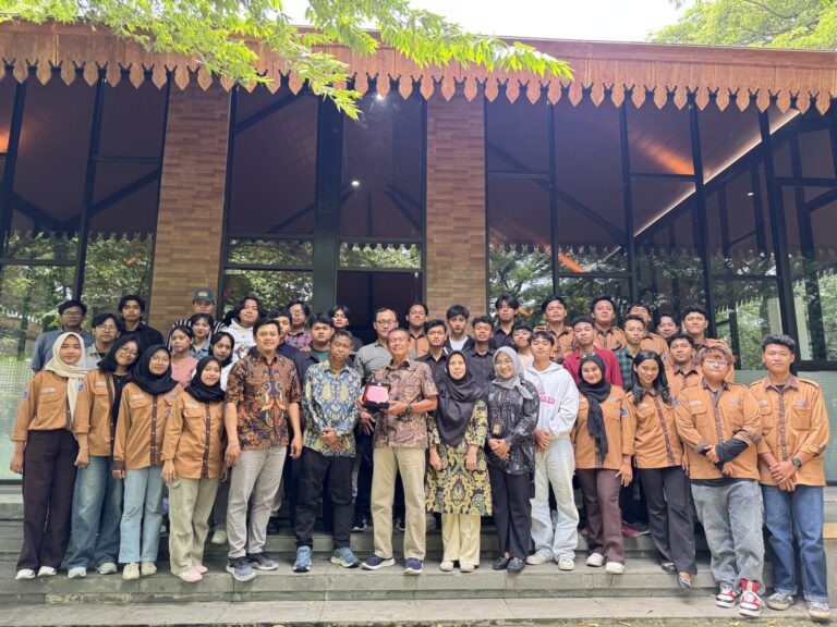 Kuliah Pakar Internasional: Transformasi Smart Logistics dan AI-Driven Supply Chain Management