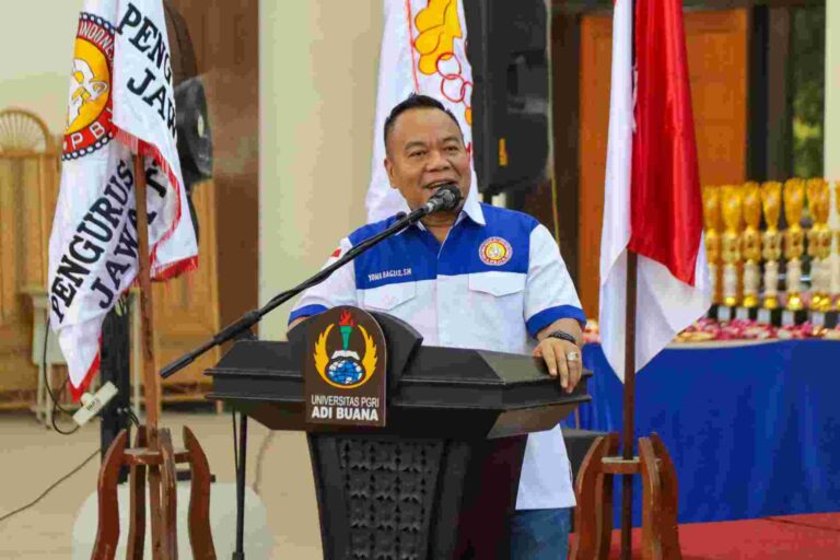 Mahasiswa Sistem Informasi Raih Medali Perunggu Pencak Silat di Kejuaraan KONI Kota Surabaya