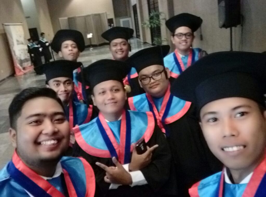 Selamat dan Sukses Wisudawan S1 Teknik Mesin ke-58 – Program Studi ...