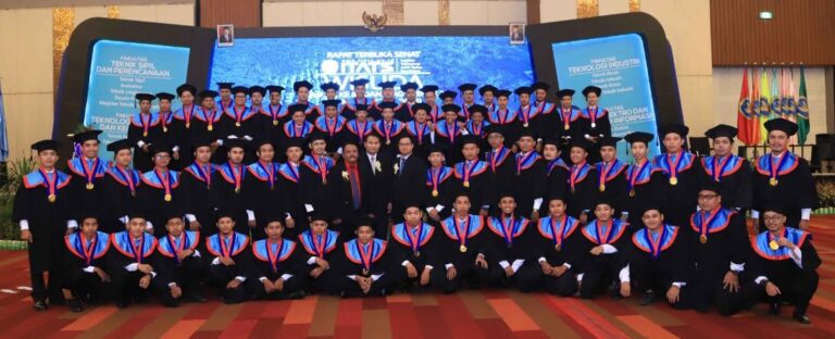 Selamat dan Sukses Wisudawan S1 Teknik Mesin ke-61