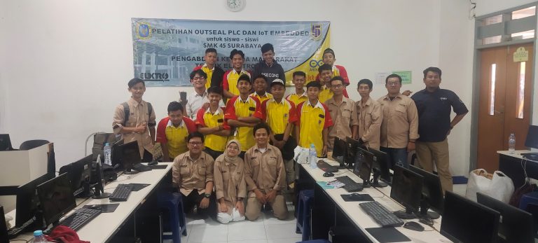 Tingkatkan Sumberdaya Manusia Melalui Pelatihan Bidang Teknik Elektro dan Teknologi Informasi, Prodi Teknik Elektro ITATS Laksanakan KKN di Sejumlah SMA di Surabaya