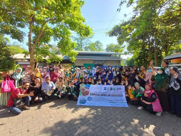 Dukungan Teknik Lingkungan ITATS untuk Sekolah Adiwiyata