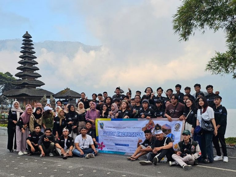 Proses Perkuliahan Arsitektur Tidak Harus Dilakukan di Kelas atau Studio, Sebuah Catatan Hasil Perjalanan Studi Ekskursi di Bali